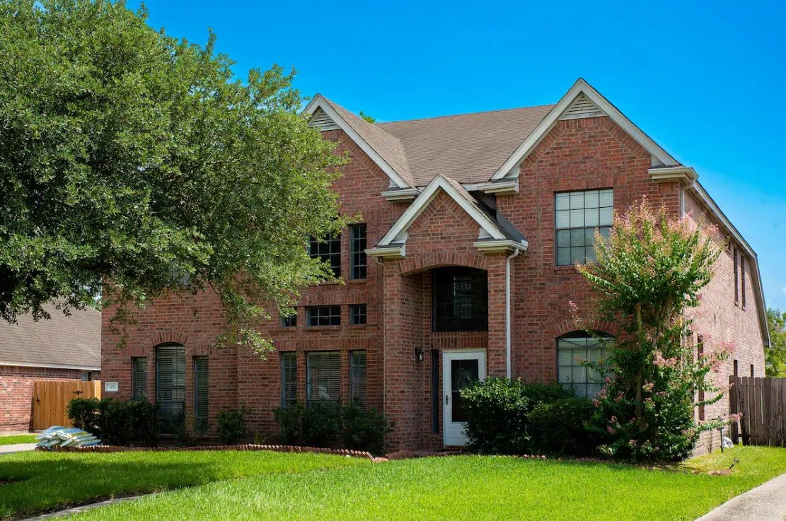 318 Magnolia Grove Lane Houston TX 77049