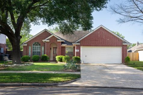 18619 Dennington Drive Katy TX 77449