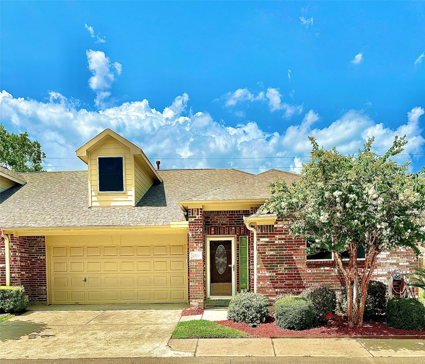 1511 Village Townhome Drive Pasadena TX 77504