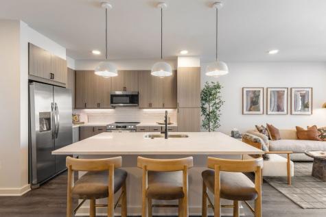 3001 W 11th Street 575 Houston TX 77008