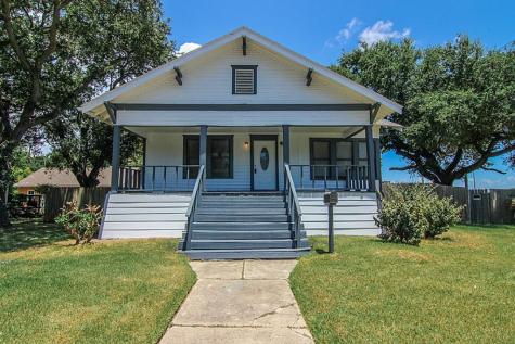 2 11th Avenue N Texas City TX 77590