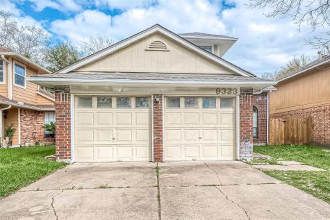 9323 Spindlewood Drive Houston TX 77083