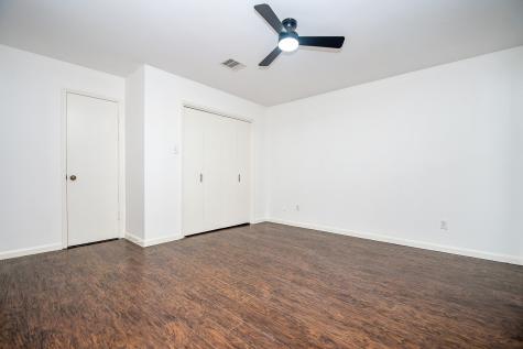 7822 Albin Lane Houston TX 77071