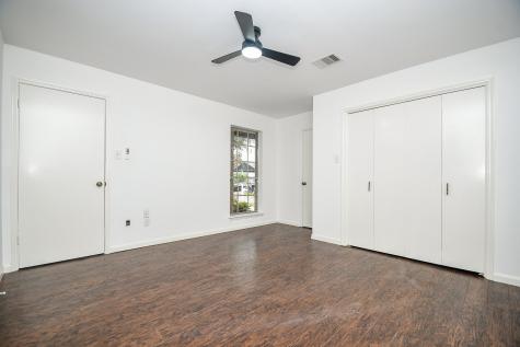 7822 Albin Lane Houston TX 77071