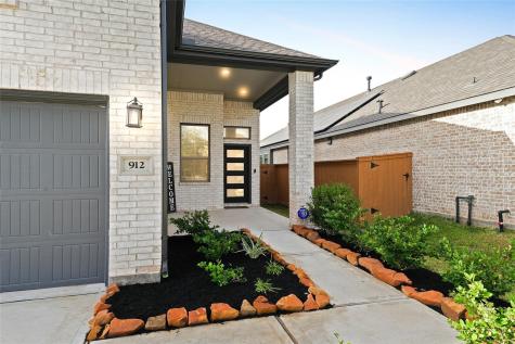912 Pismo Creek Lane Katy TX 77493