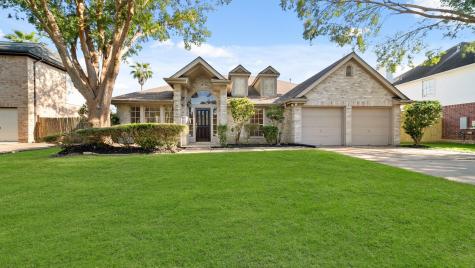 1903 San Joaquin Parkway Friendswood TX 77546