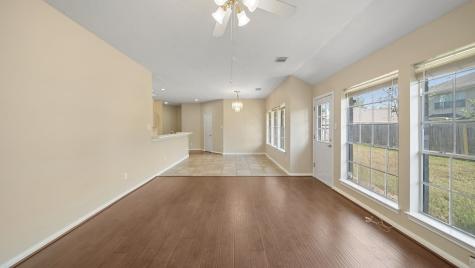 1903 San Joaquin Parkway Friendswood TX 77546