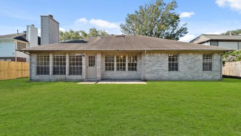 1903 San Joaquin Parkway Friendswood TX 77546