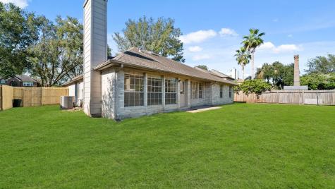 1903 San Joaquin Parkway Friendswood TX 77546