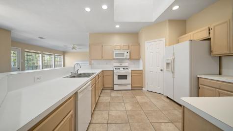 1903 San Joaquin Parkway Friendswood TX 77546