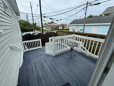 807 8th Street Galveston TX 77550