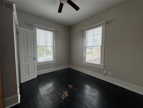 807 8th Street Galveston TX 77550