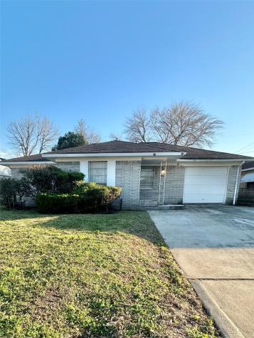 8706 Tilgham Street Houston TX 77029