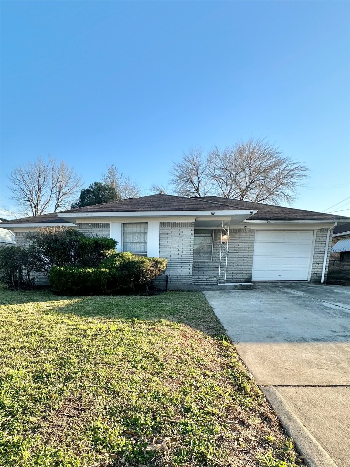 8706 Tilgham Street Houston TX 77029