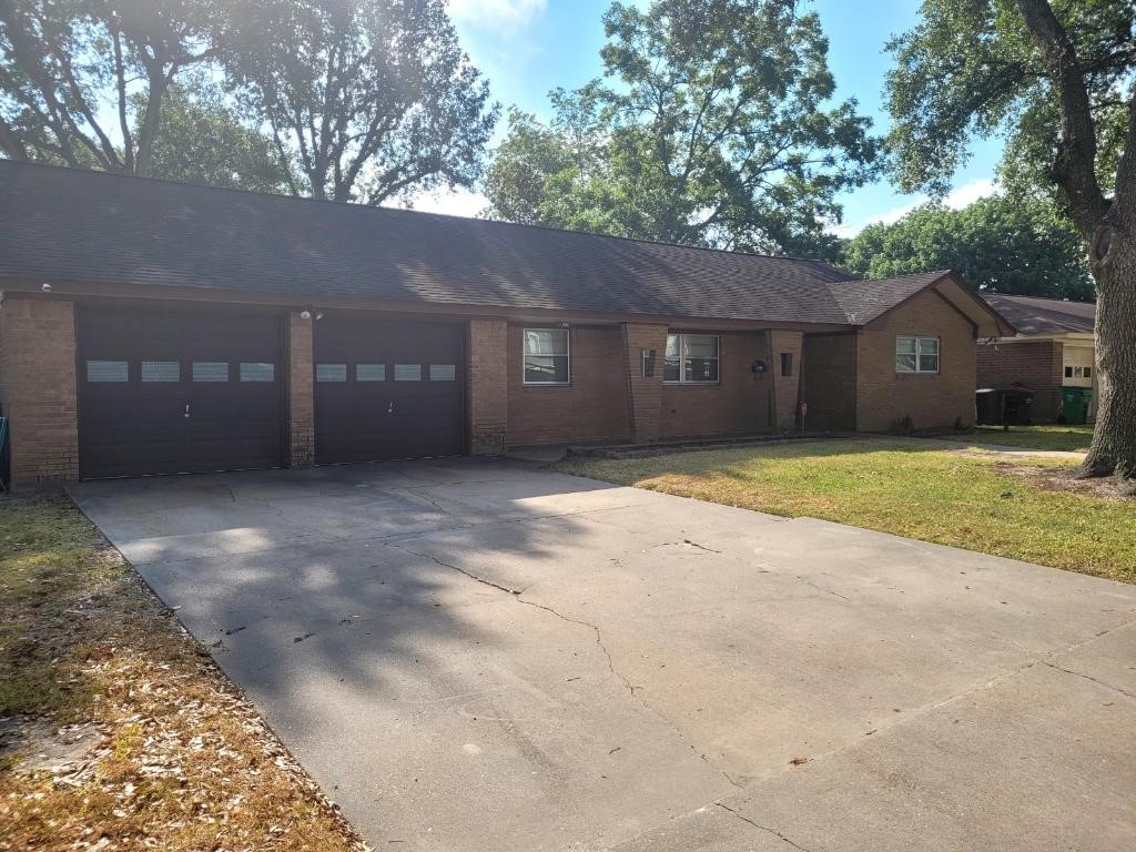 2303 Clayton Drive Baytown TX 77520