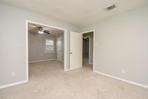 145 Saint Andrews Drive Friendswood TX 77546
