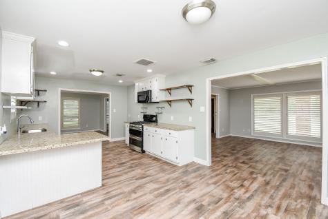 145 Saint Andrews Drive Friendswood TX 77546