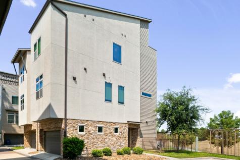 182 Harvard Street Houston TX 77007