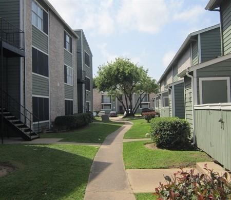 10250 Lands End Drive 906 Houston TX 77099