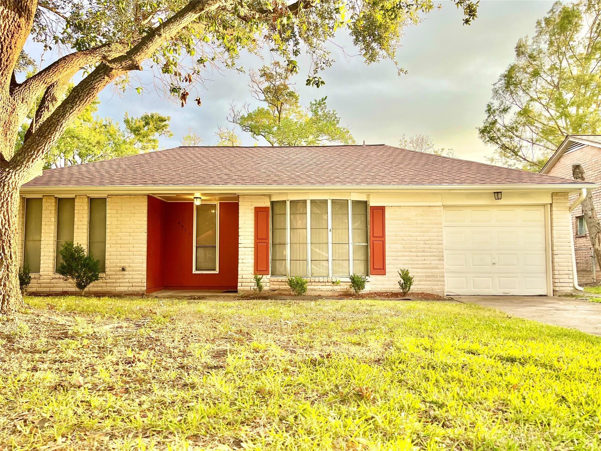 4911 Glenridge Lane Houston TX 77053