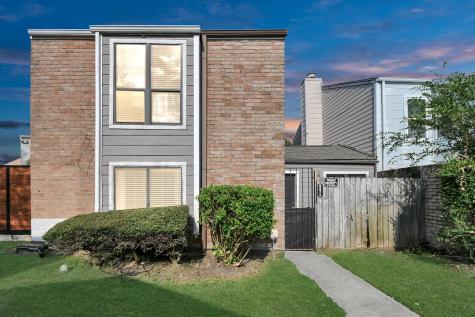 8573 Wilcrest Drive Houston TX 77099