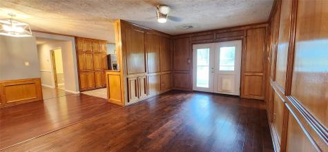 616 Cannan Drive Angleton TX 77515