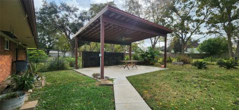 616 Cannan Drive Angleton TX 77515