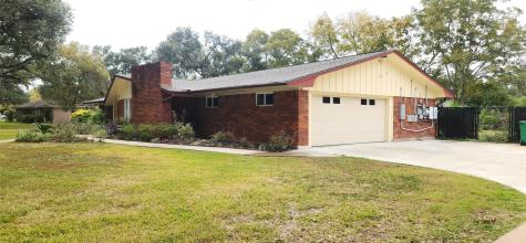 616 Cannan Drive Angleton TX 77515