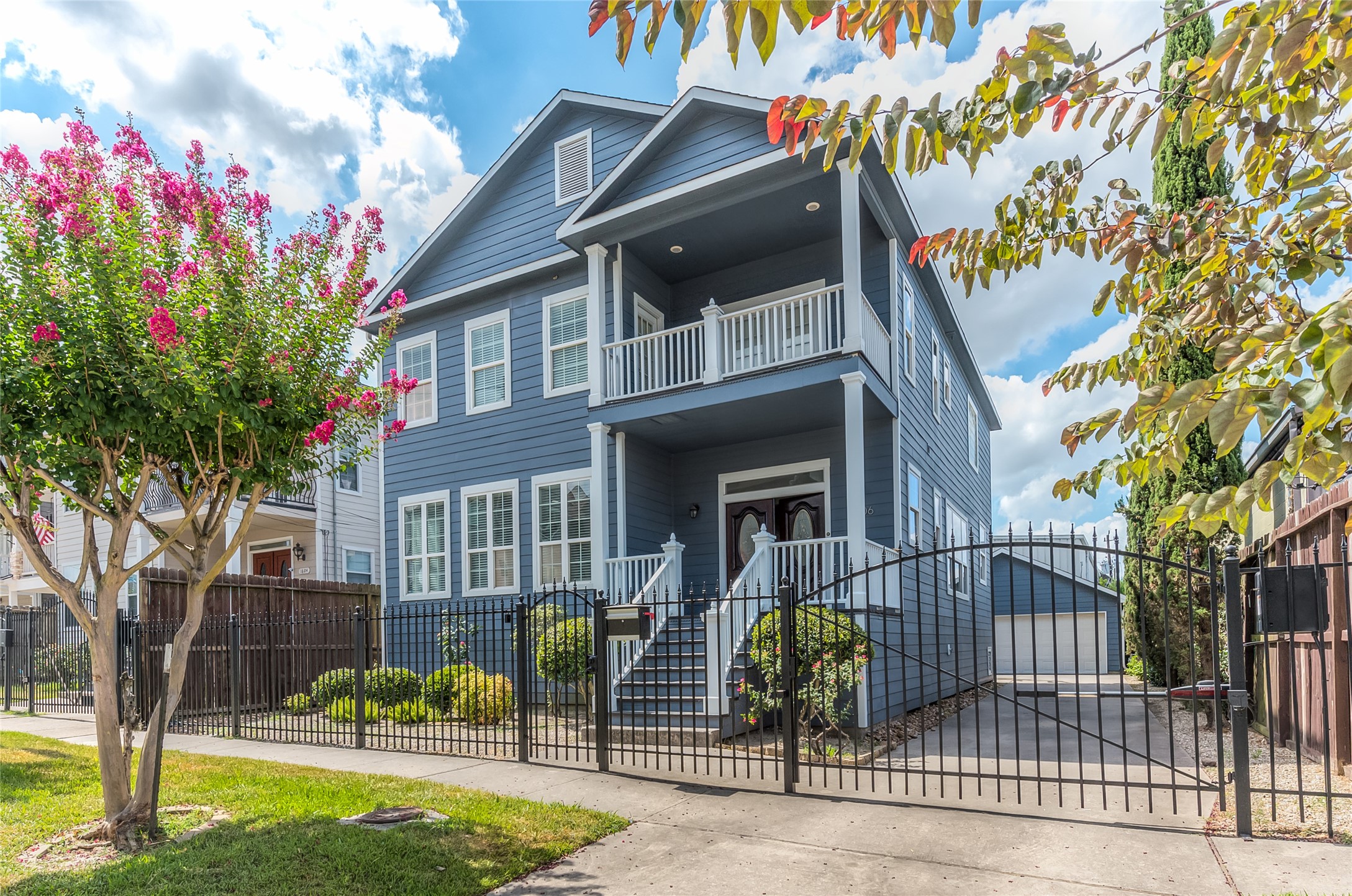 1606 W 22nd Street Houston TX 77008