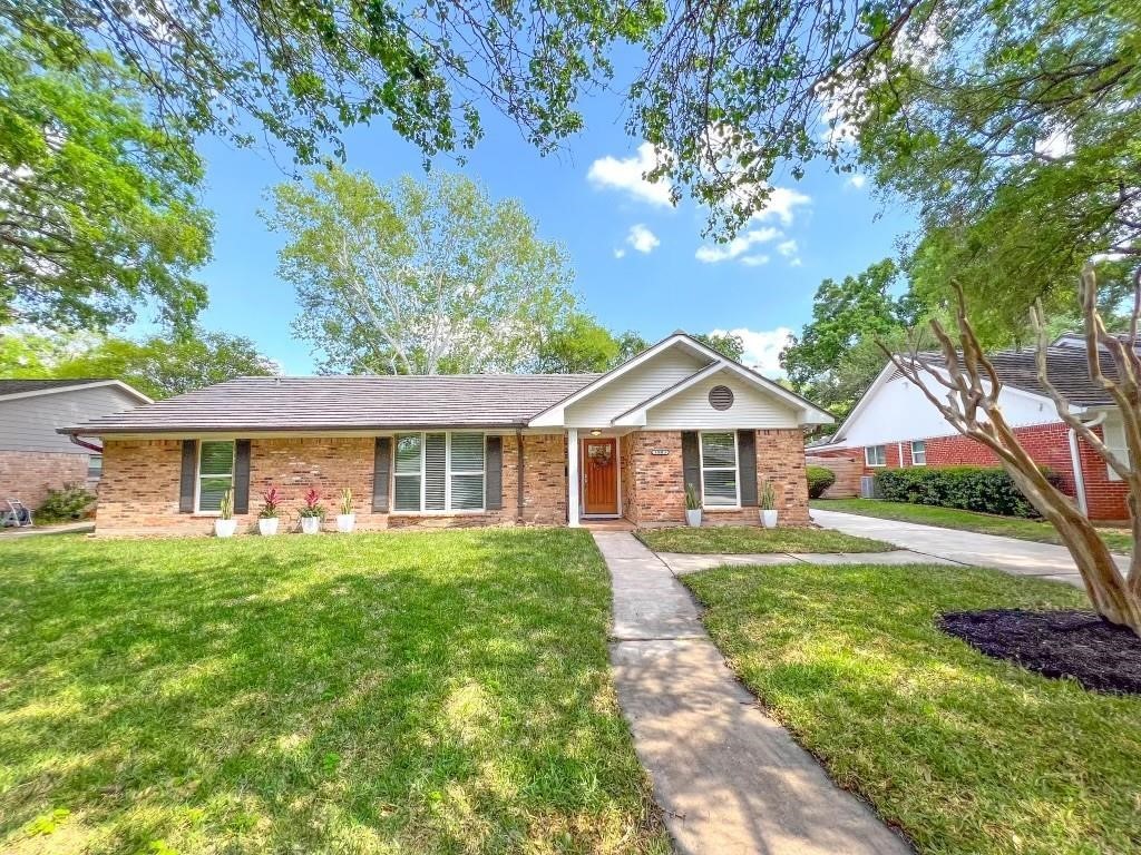 5803 Queensloch Drive Houston TX 77096