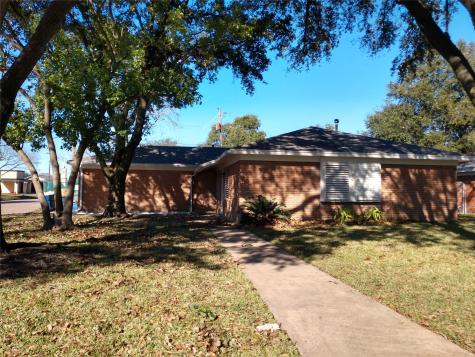 2830 7th Avenue N Texas City TX 77590