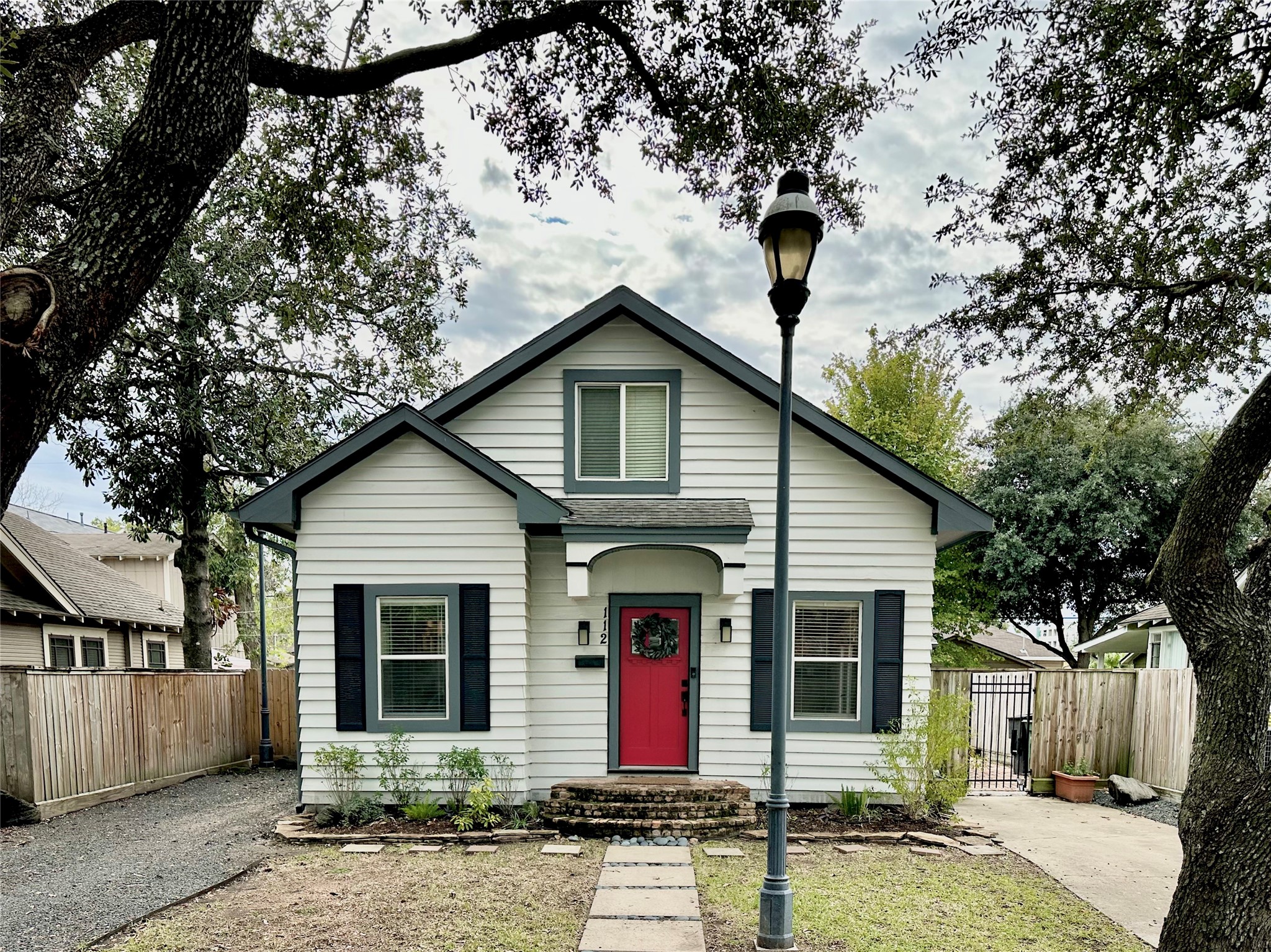 112 Munford Street Houston TX 77008