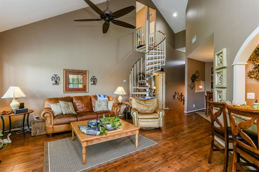 4144 Greystone Way 306 Sugar Land TX 77479