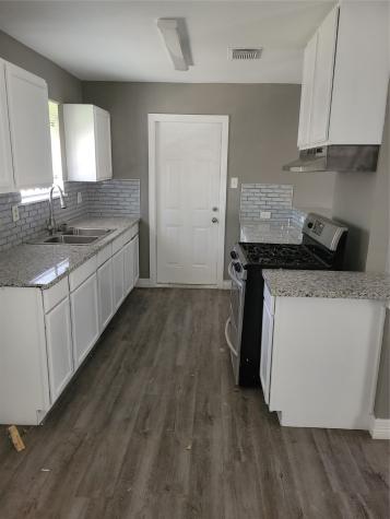 6810 Heath Street Houston TX 77016