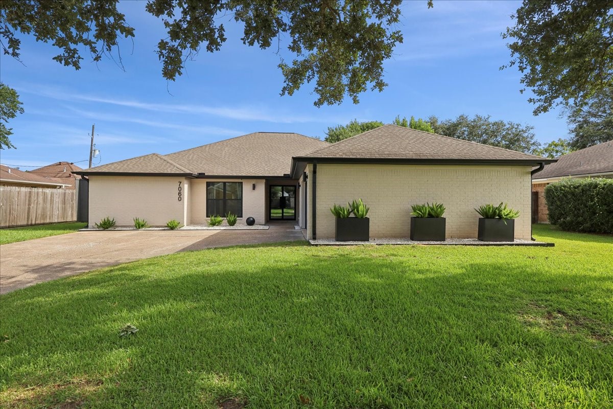 7060 Burlington Drive Beaumont TX 77706