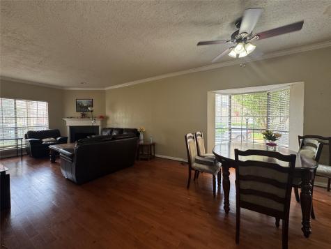800 Country Place Drive 401 Houston TX 77079