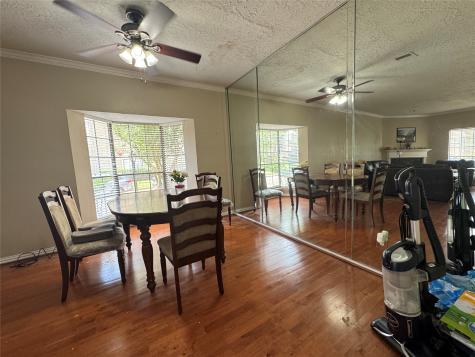 800 Country Place Drive 401 Houston TX 77079