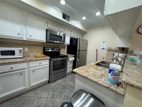 800 Country Place Drive 401 Houston TX 77079