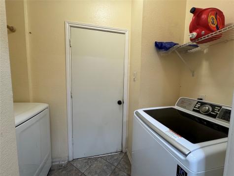 800 Country Place Drive 401 Houston TX 77079