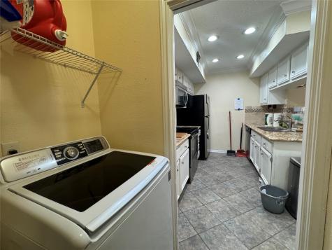 800 Country Place Drive 401 Houston TX 77079