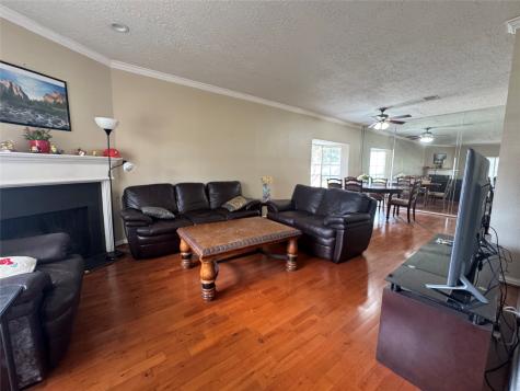 800 Country Place Drive 401 Houston TX 77079