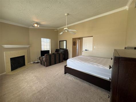 800 Country Place Drive 401 Houston TX 77079