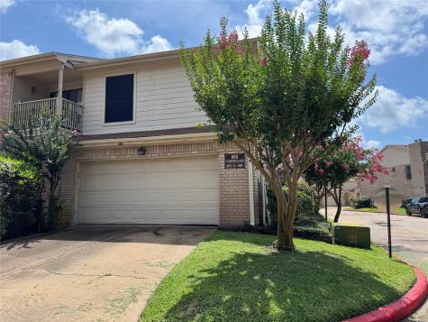 800 Country Place Drive 401 Houston TX 77079