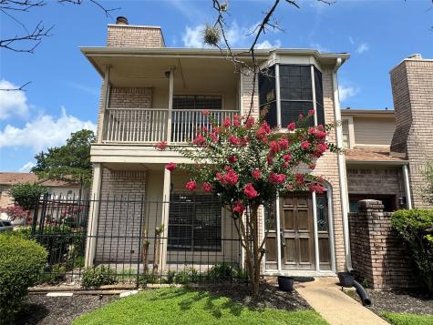 800 Country Place Drive 401 Houston TX 77079