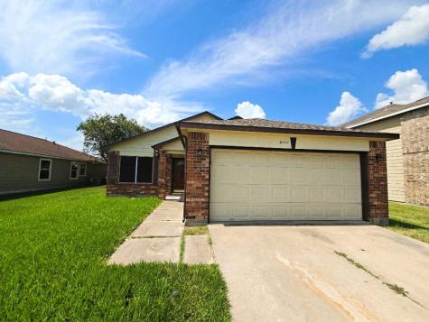 8111 Sanford Street Baytown TX 77521