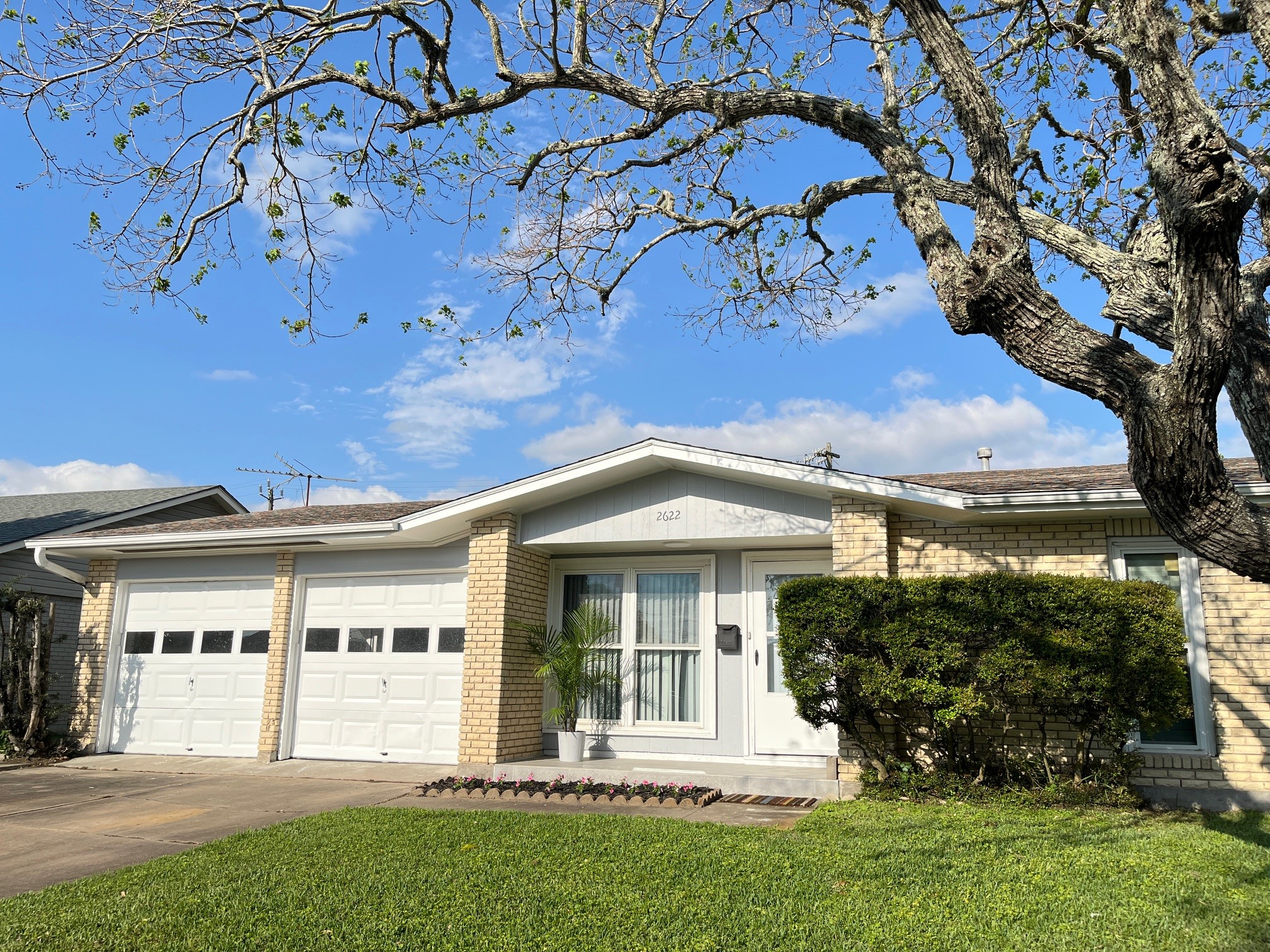 2622 Pine Street Galveston TX 77551