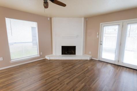 1907 Country Village Boulevard B Humble TX 77338