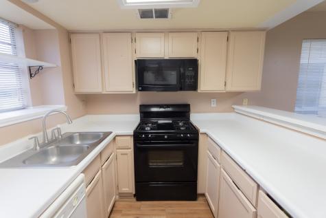 1907 Country Village Boulevard B Humble TX 77338