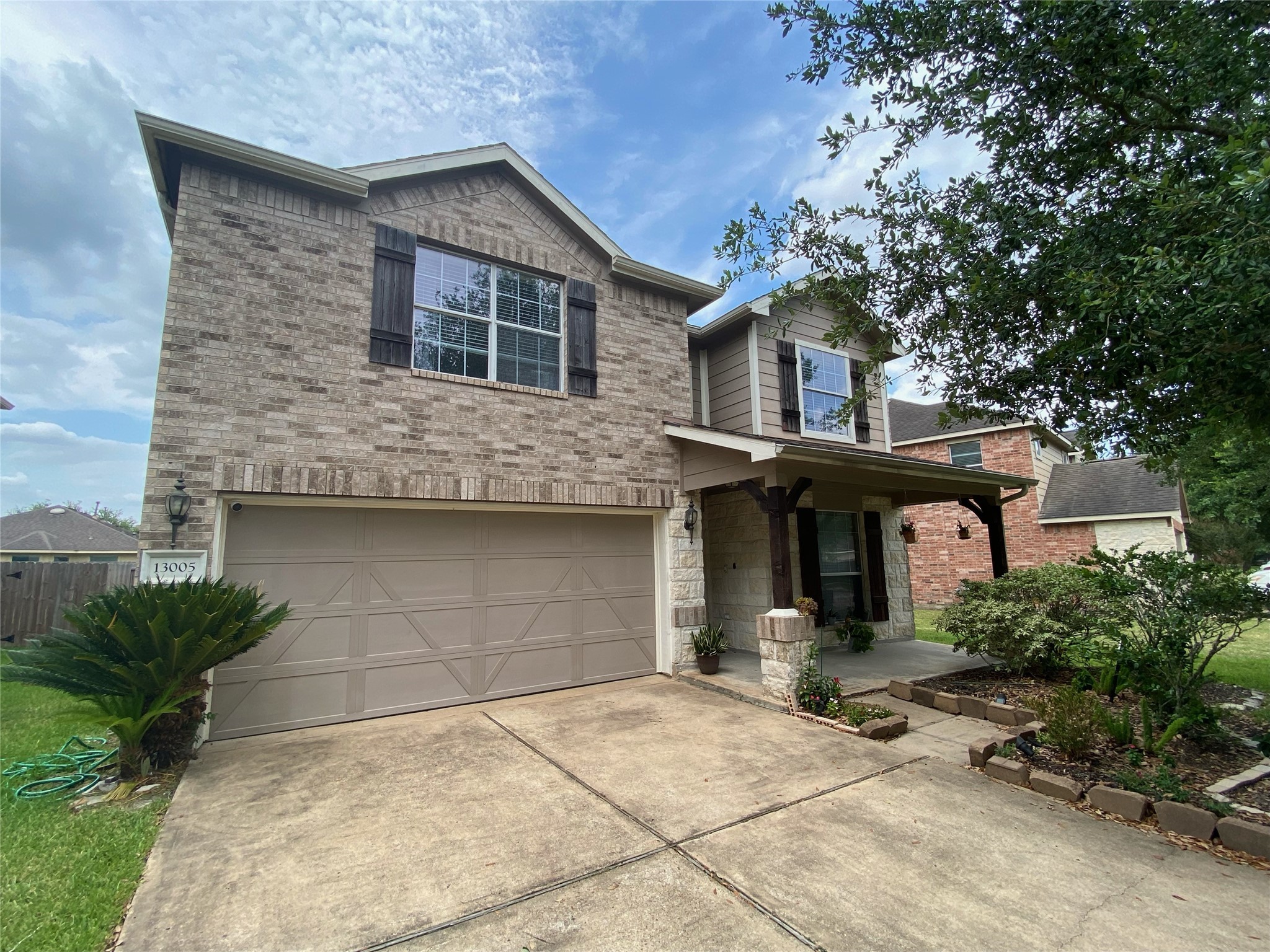 13005 Trail Manor Drive Pearland TX 77584