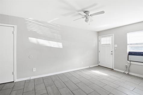 5010 Ennis Street 3 Houston TX 77004
